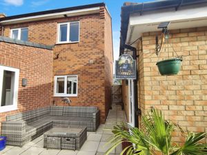 Photo 8- click for photo gallery